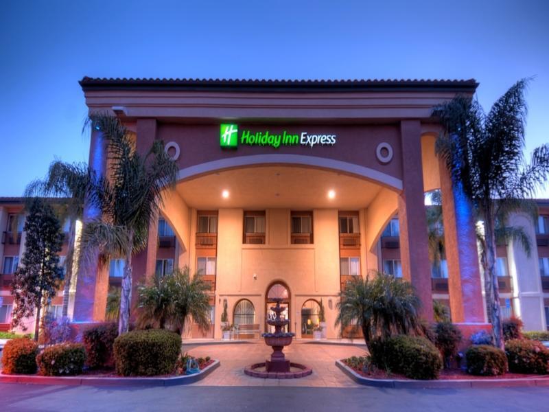 Holiday Inn Express Temecula, An Ihg Hotel Exterior foto